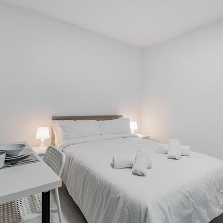Las Palmas Comfort Rooms Ngoại thất bức ảnh