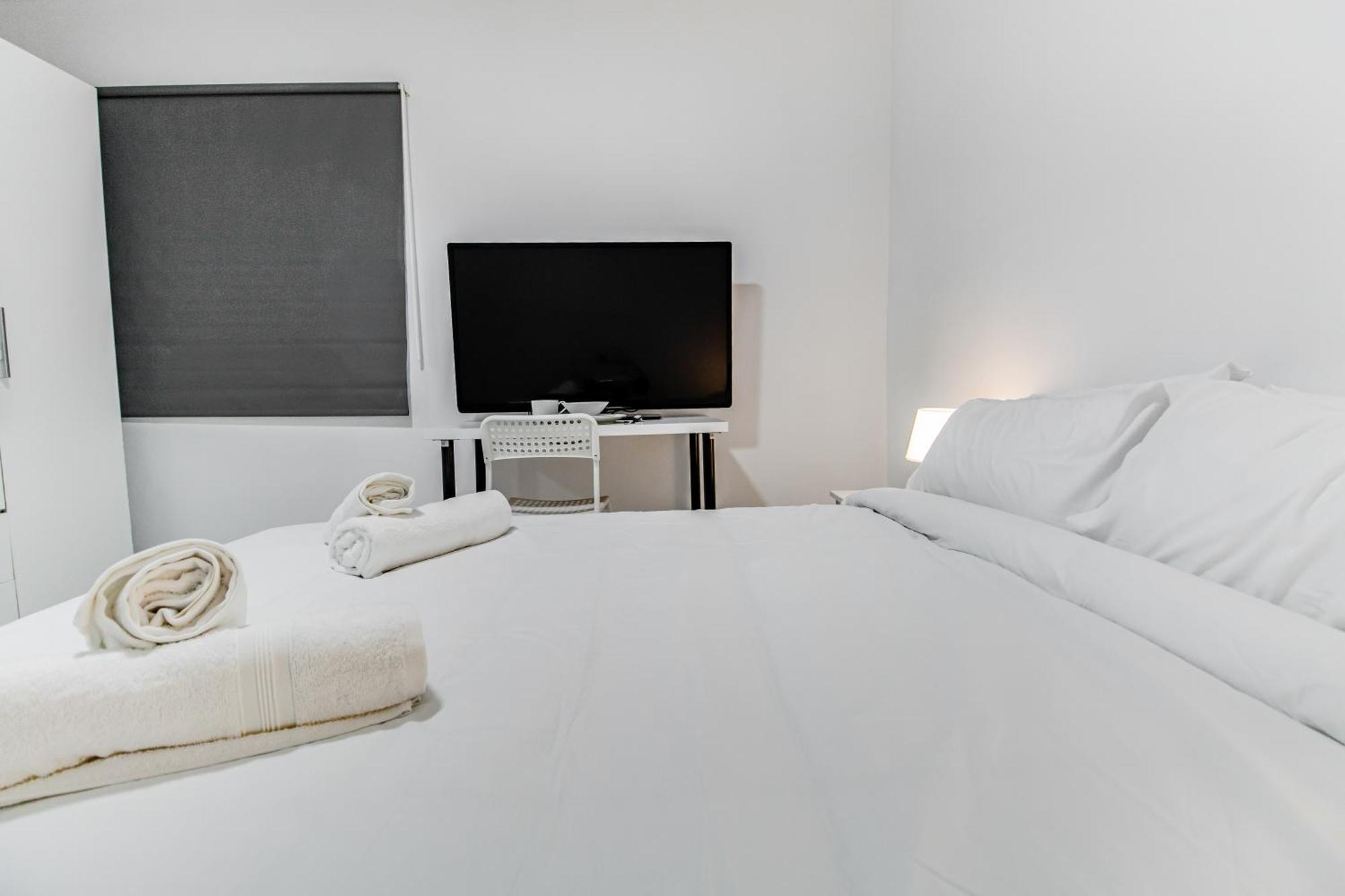 Las Palmas Comfort Rooms Ngoại thất bức ảnh