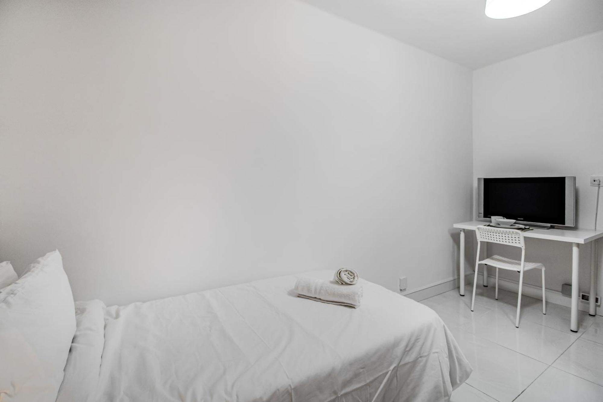 Las Palmas Comfort Rooms Ngoại thất bức ảnh