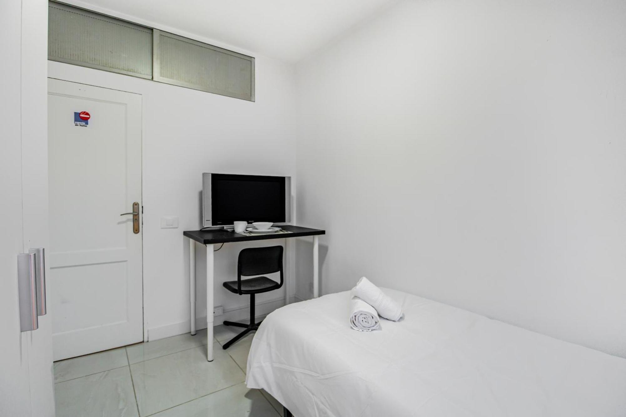 Las Palmas Comfort Rooms Ngoại thất bức ảnh