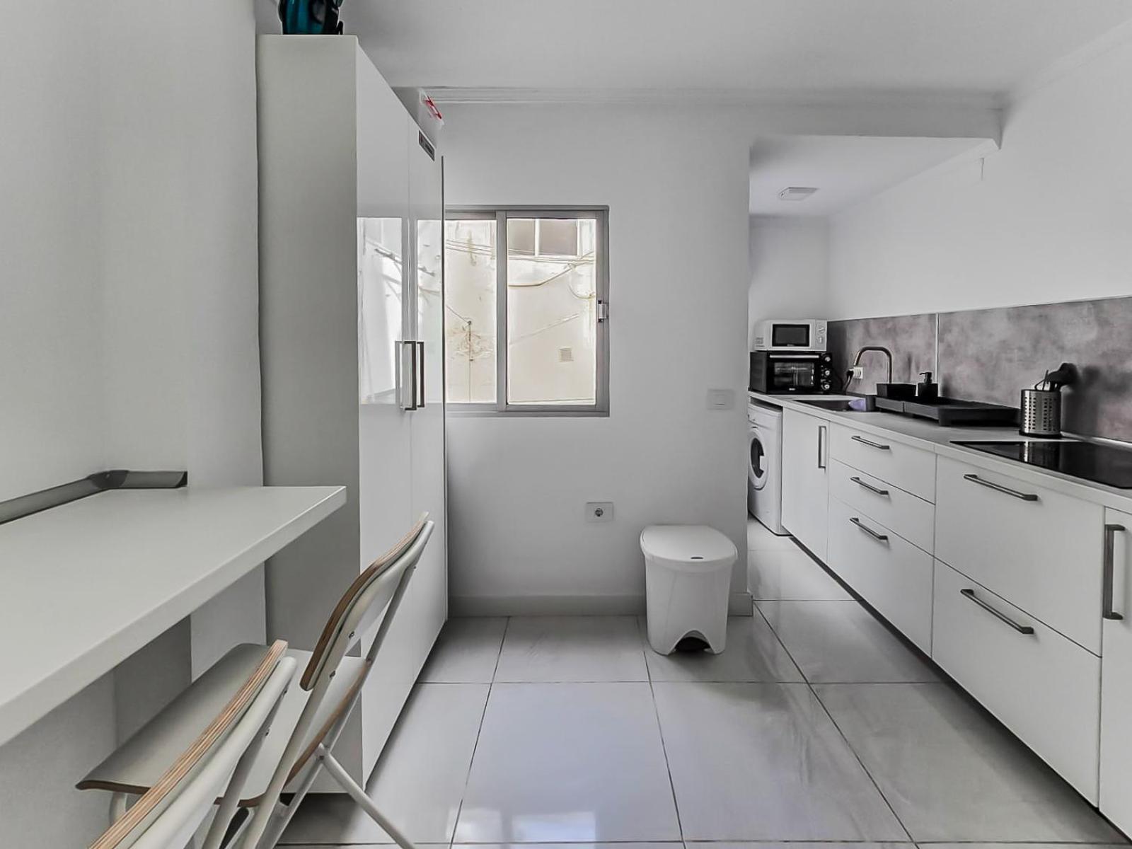 Las Palmas Comfort Rooms Ngoại thất bức ảnh
